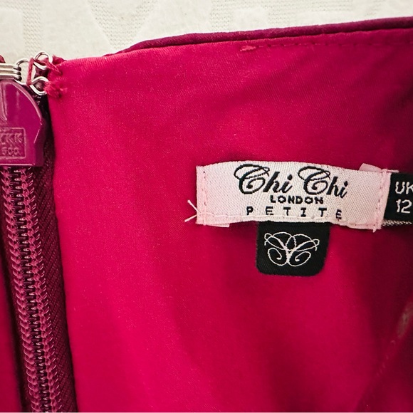 Chi chi London cranberry dress w sash! UK 12P 🔥 - Picture 5 of 9